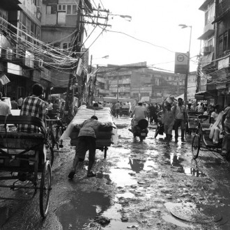 PHOTONAMA: Shades Of The City