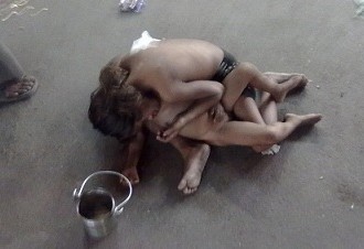 Bearing The Brunt Of Delhi Winters, Kids Without Covering #PhotoNama