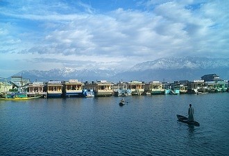 Restoring Peace In The Paradise: Kashmir