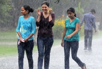 9 Monsoon Re“mind”ers For A Safe And Happy Rainy Season