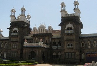 A Journey With Words To Ichalkaranji: From A Town To A Textile Hub