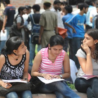 [AUDIO] Delhi University’s 4 Year Course Structure Is Not The Problem, Here’s What The Real Problem Is