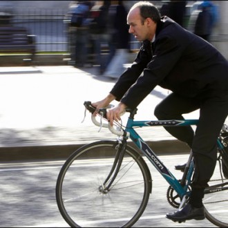 Here’s More Than One Reason To Chuck Your Cars And Cycle To Work