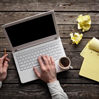 Top 5 Tips On How To Write Emails To Academics And Bosses!