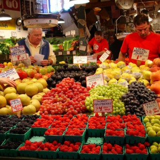 Here’s To Eating Healthy And Staying Happy: 10 Food Items Good For Both The Body And Mind